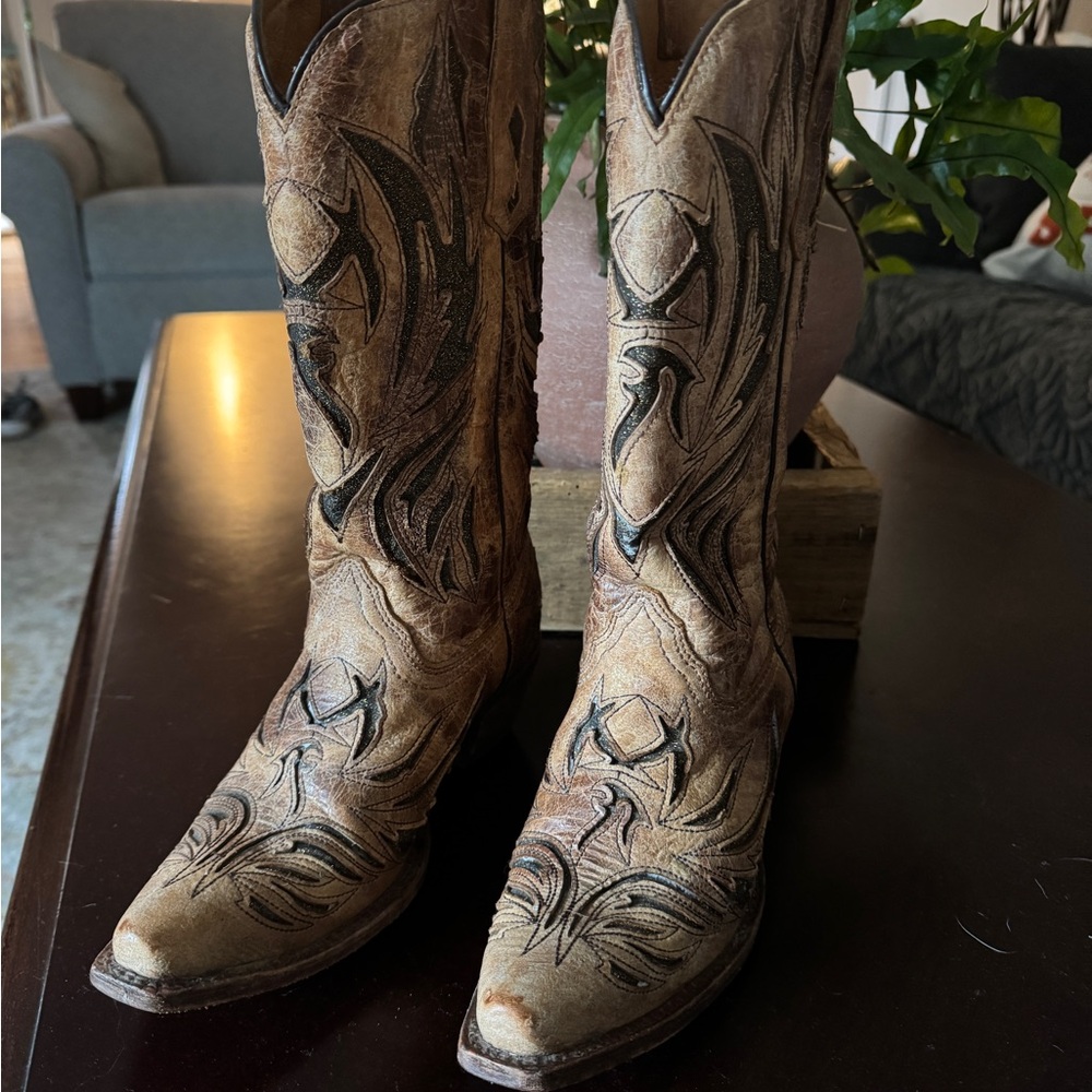 Corral Heeled Boots